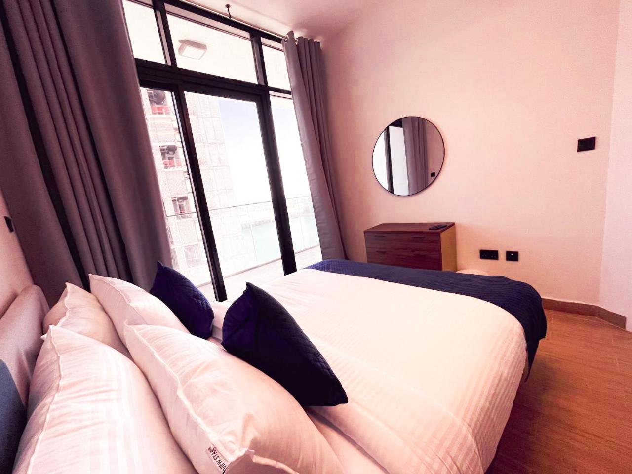 Apartment Maryah Island 1 Bed Junior Next To Cleveland Hospital