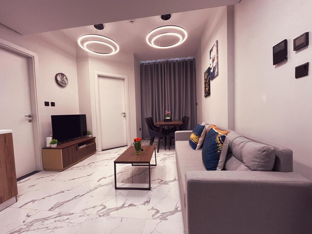Maryah Island 1 Bed Junior Next To Cleveland Hospital * Abu Dhabi