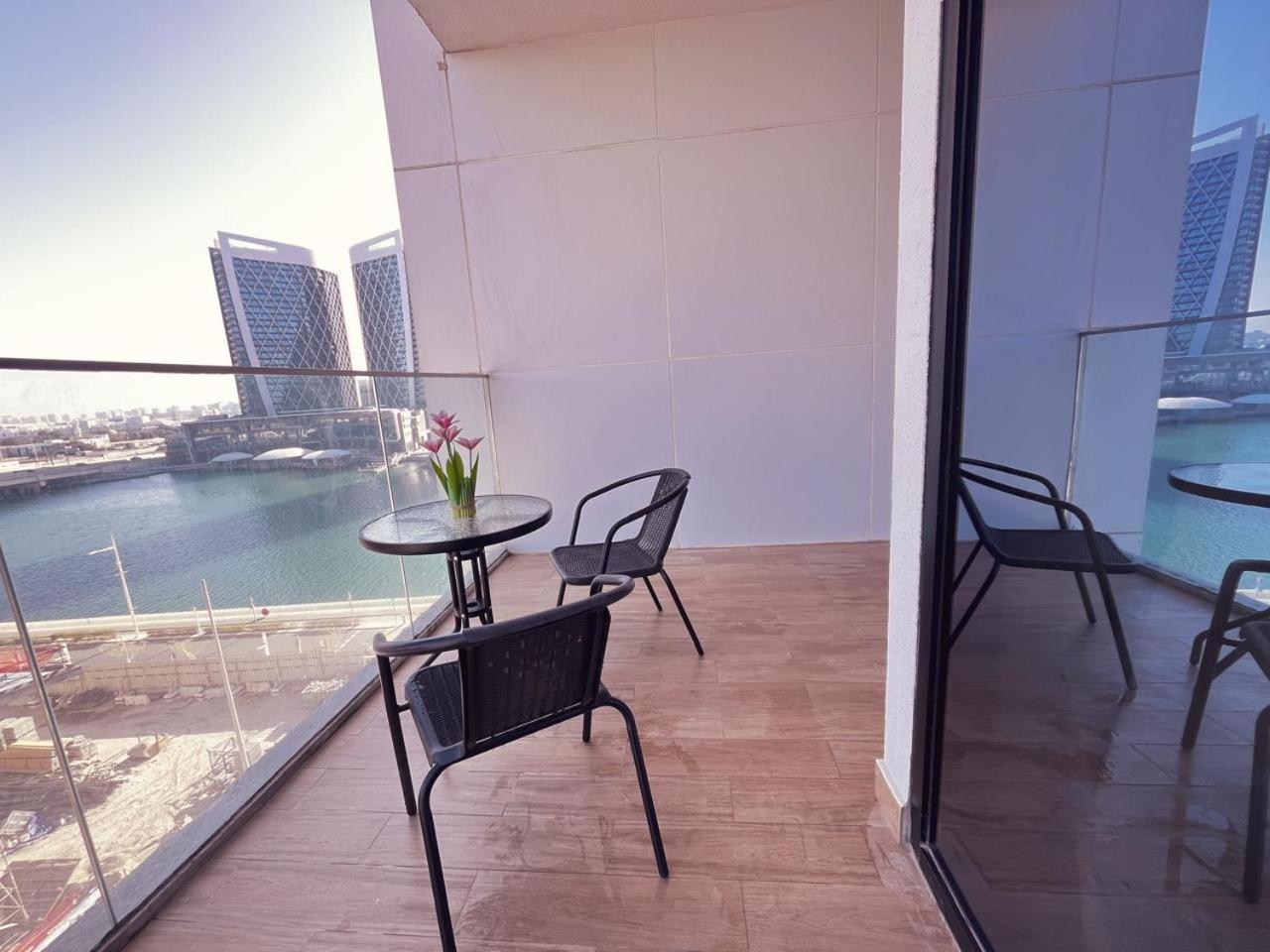 Maryah Island 1 Bed Junior Next To Cleveland Hospital